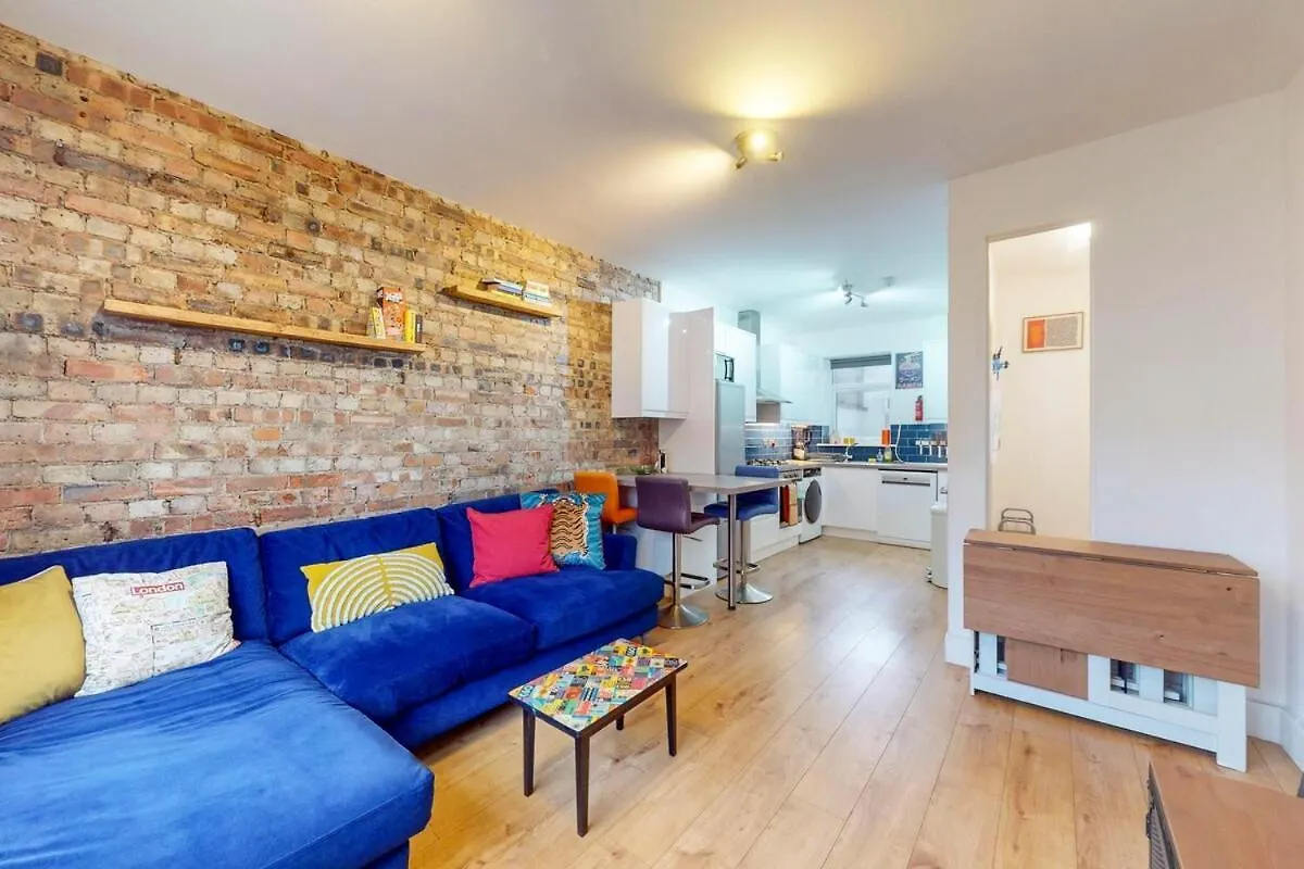 Apartment Spacious & Comfortable 2Br Apt Close To Stratford London